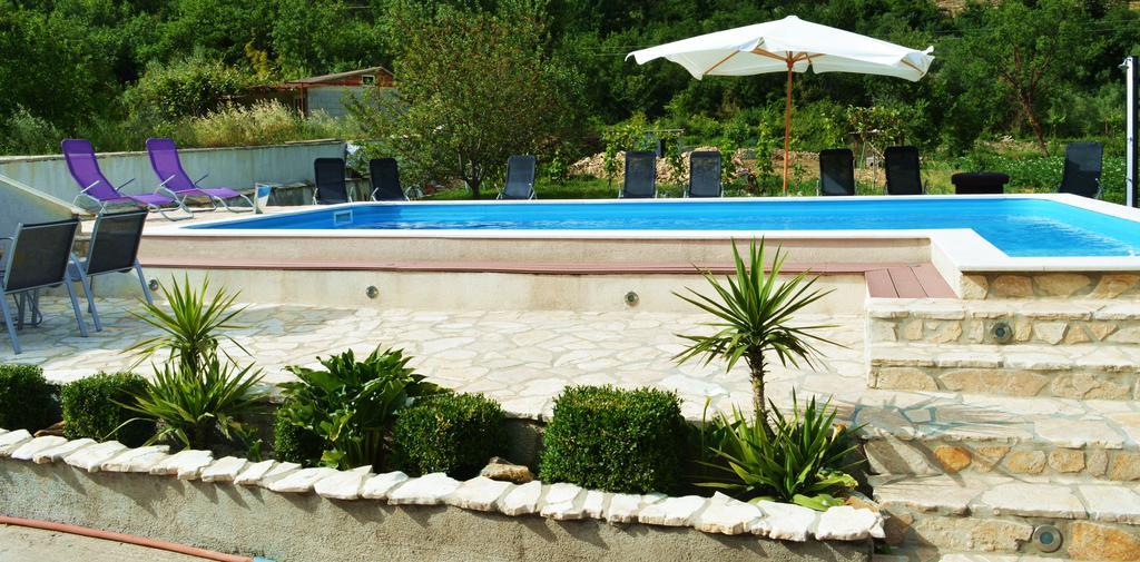 Villa Bubalo Omis Exterior photo
